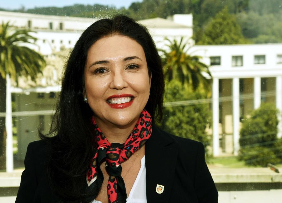 Dra. Ana María Moraga Palacios, decana de la Facultad de Medicina UdeC